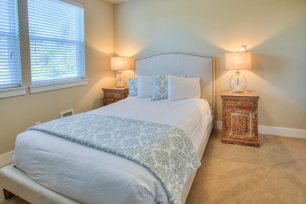Villa Whale Of A Tale Ocean Shores Exterior foto